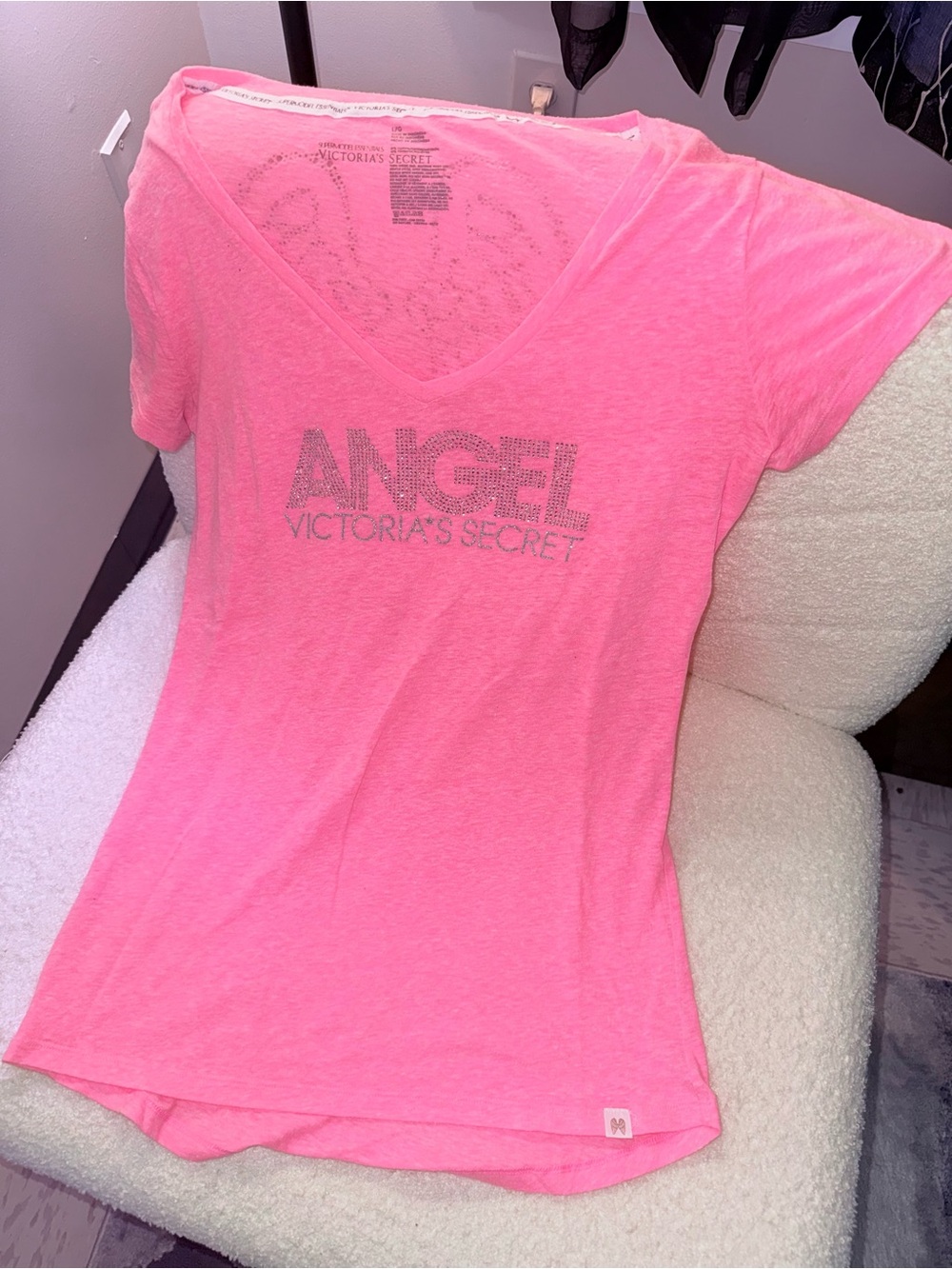 Victorias Secret Supermodel Essentials Angel wing bling t shirt Large pink